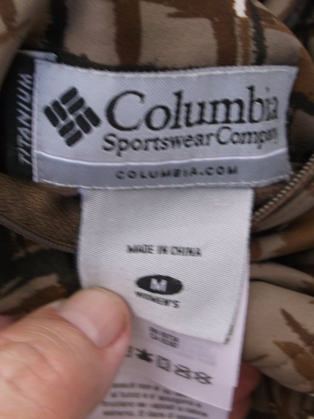 Columbia Titanium Reversible Hooded Jacket Women’s M – Like New - Picture 3 of 4